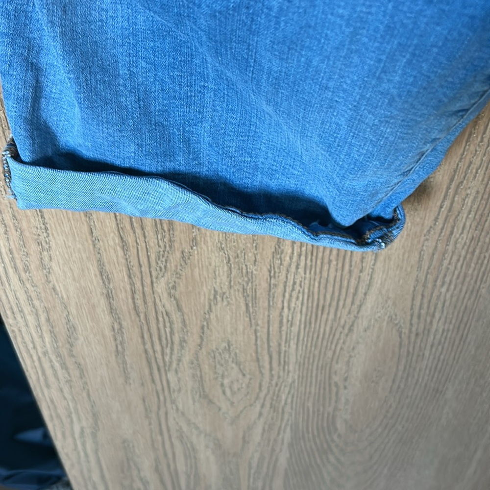 Lane Bryant Blue Denim Capri Jeans - Picture 4 of 4